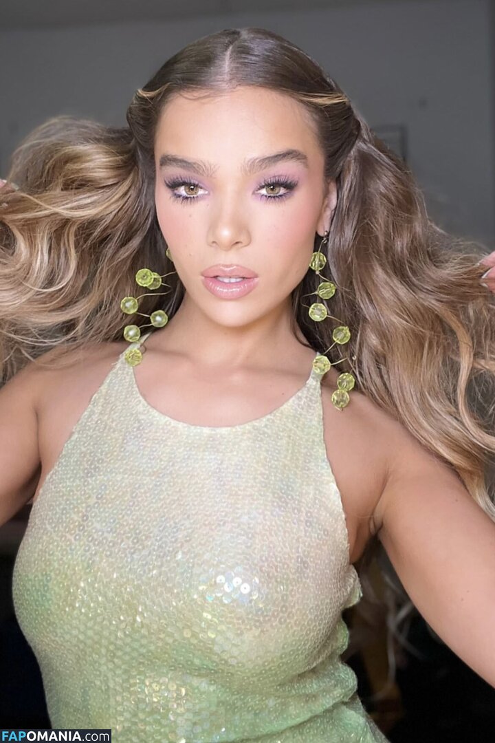 Hailee Steinfeld / haileesteinfeld / https: Nahý OnlyFans  Uniklá fotka #1569