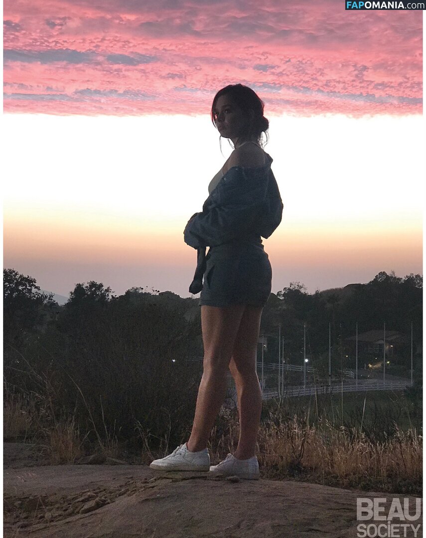 Hailee Steinfeld / haileesteinfeld Nahý OnlyFans  Uniklá fotka #1579