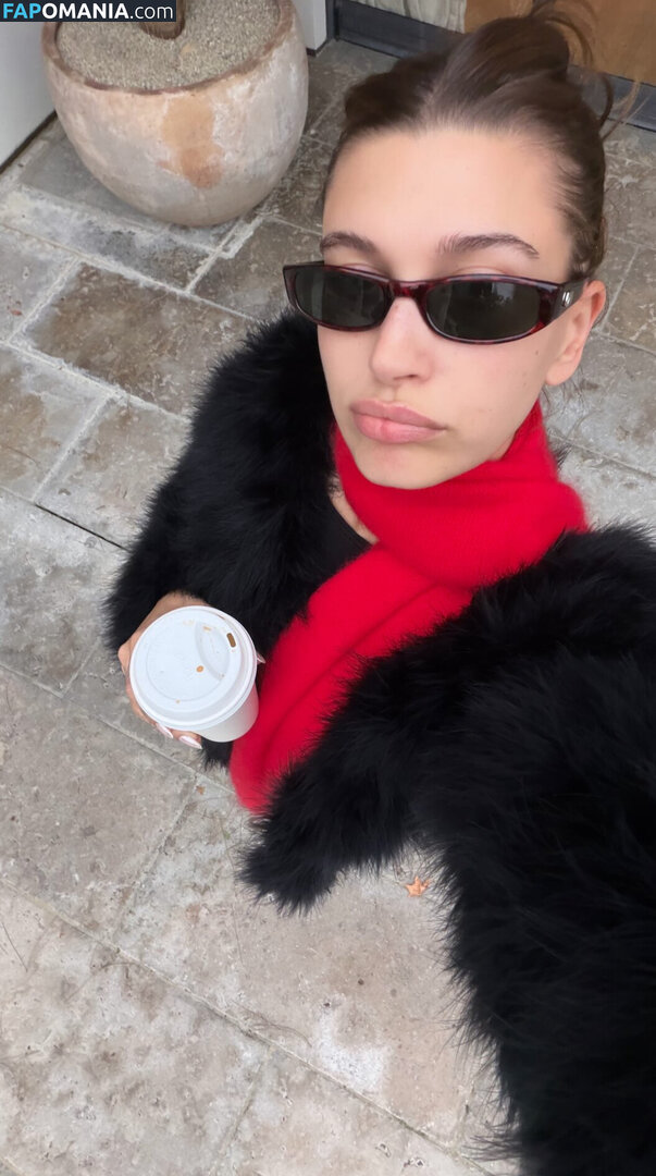 Hailey Baldwin Bieber / haileybieber Nahý OnlyFans  Uniklá fotka #654