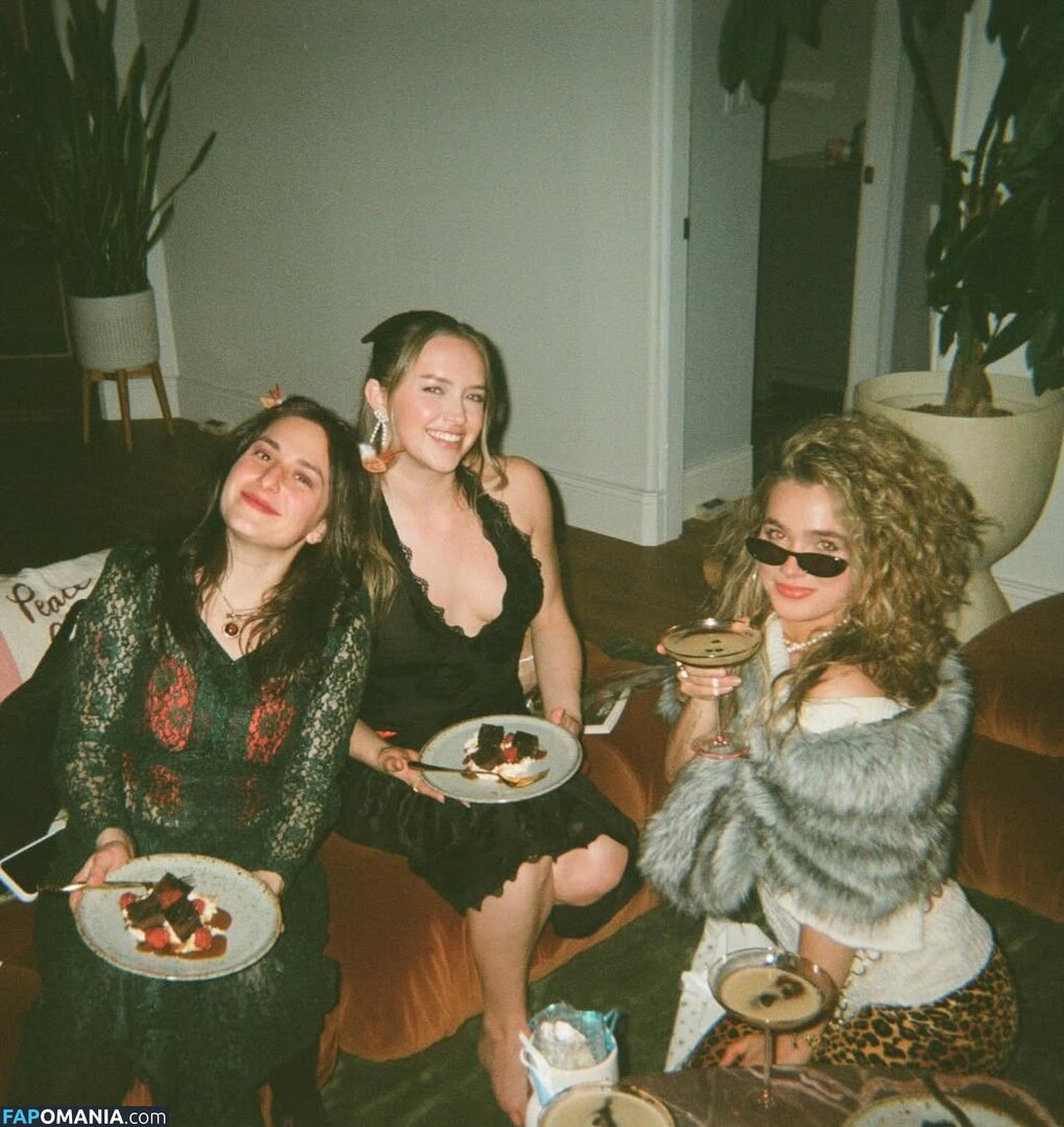 Haley Lu Richardson / haleyluhoo Nahý OnlyFans  Uniklá fotka #203