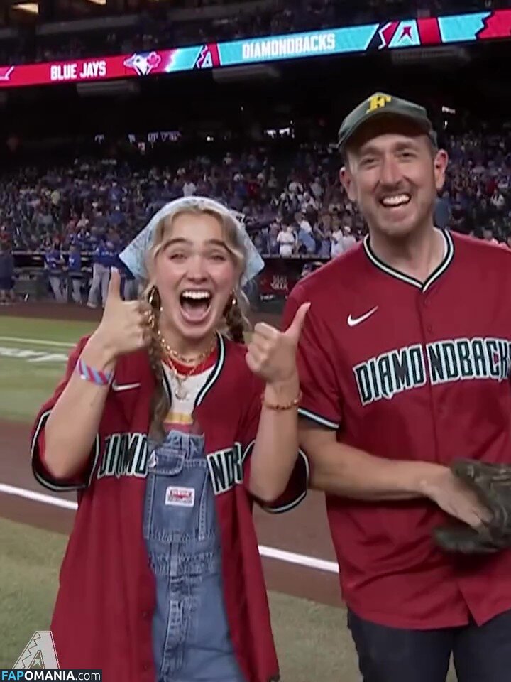 Haley Lu Richardson / haleyluhoo Nahý OnlyFans  Uniklá fotka #211