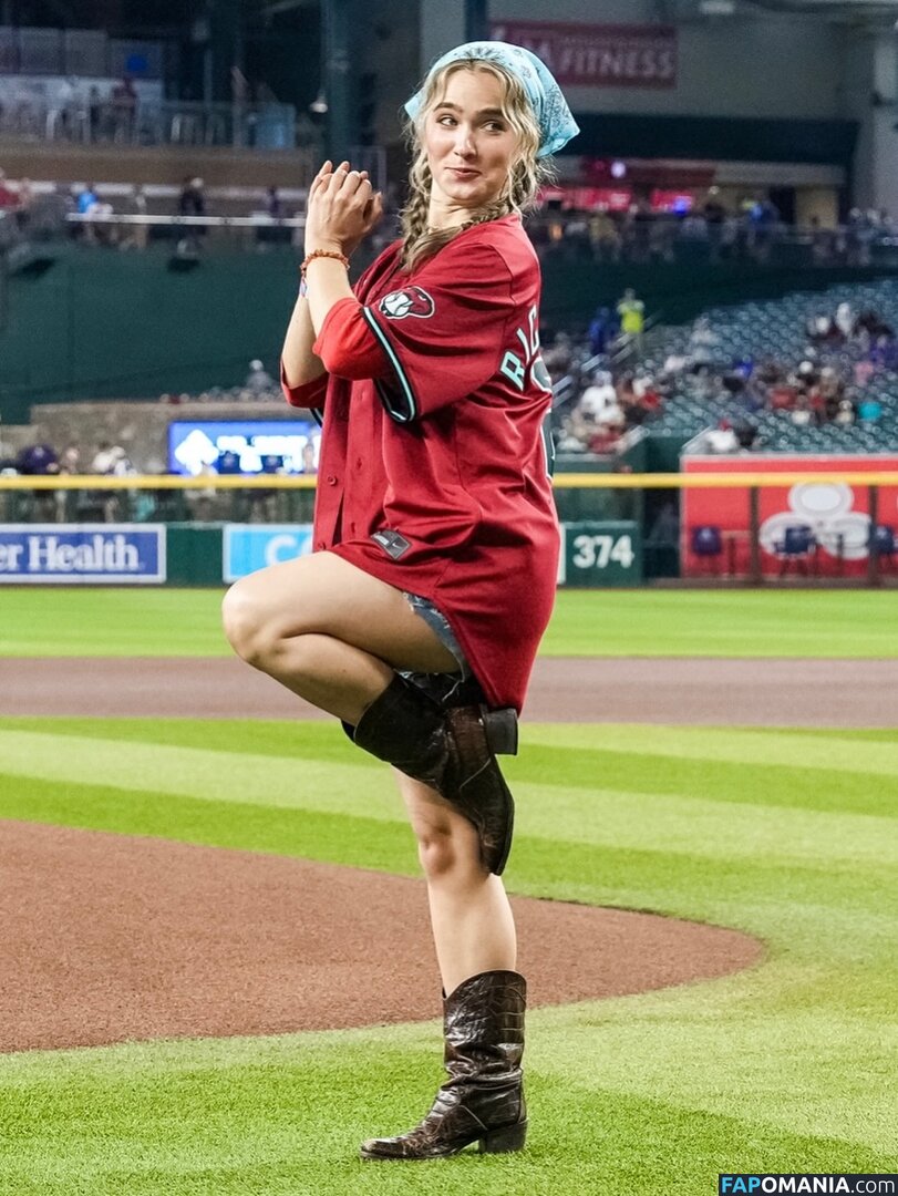 Haley Lu Richardson / haleyluhoo Nahý OnlyFans  Uniklá fotka #213