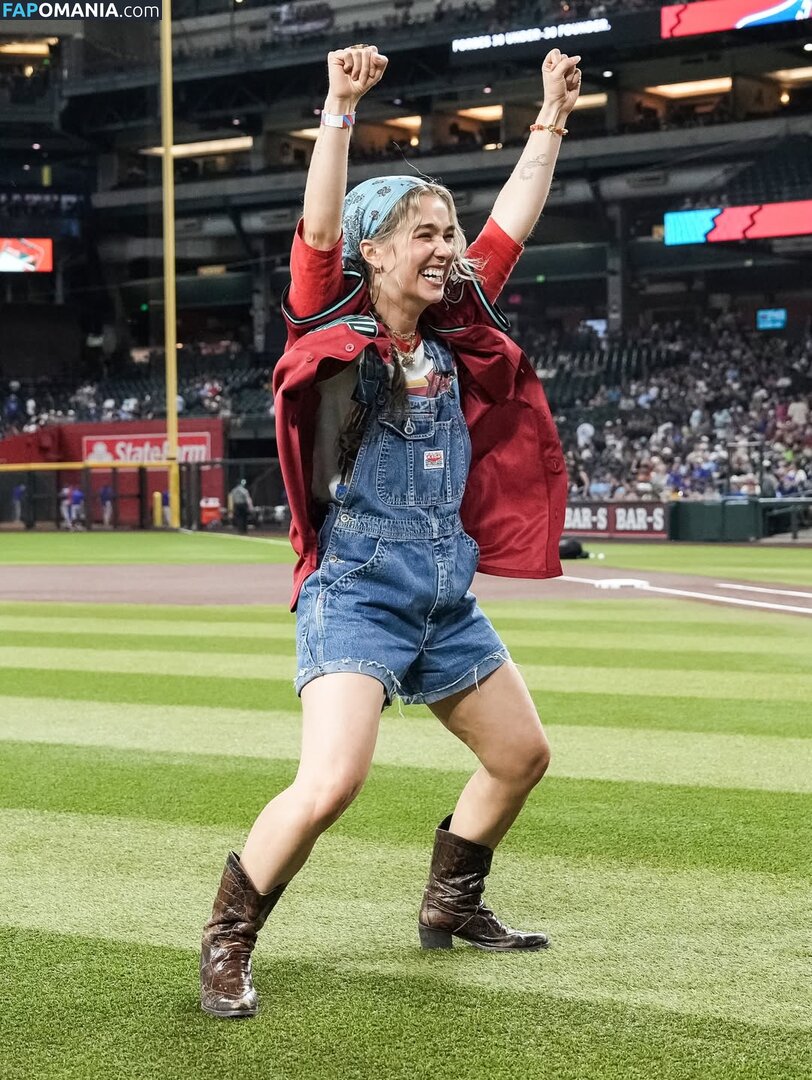 Haley Lu Richardson / haleyluhoo Nahý OnlyFans  Uniklá fotka #214