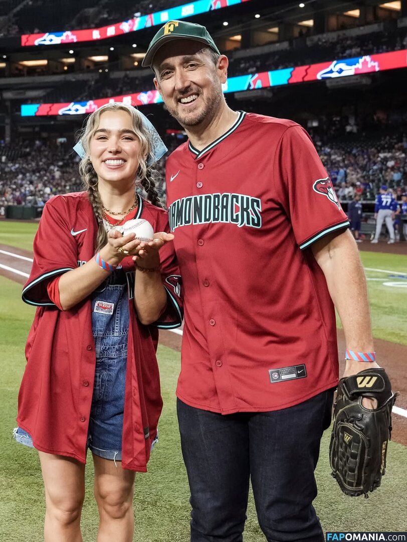 Haley Lu Richardson / haleyluhoo Nahý OnlyFans  Uniklá fotka #215