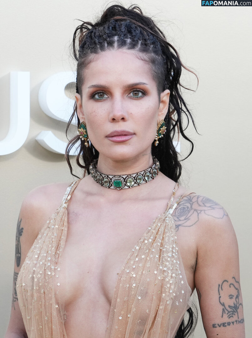 Halsey / https: / iamhalsey / yammahaaa Nahý OnlyFans  Uniklá fotka #14