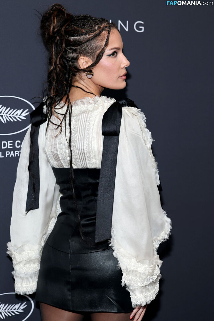 Halsey / https: / iamhalsey / yammahaaa Nahý OnlyFans  Uniklá fotka #29