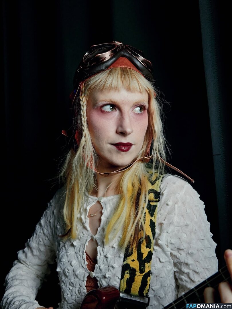 Hayley Williams / meepyfreepy / yelyahwilliams Nahý OnlyFans  Uniklá fotka #86