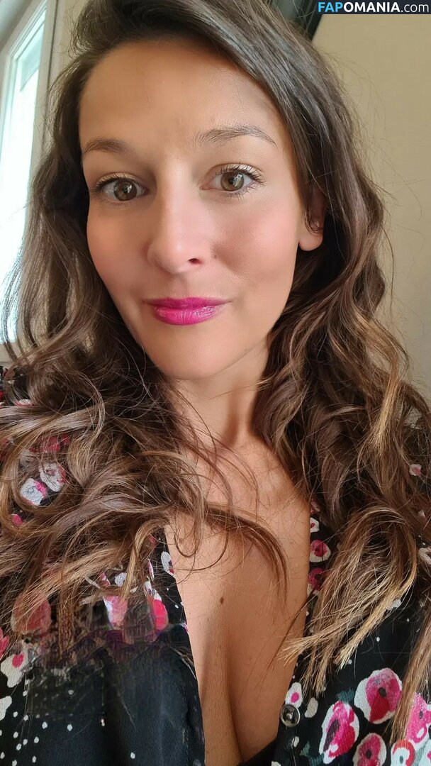 La_mode_d_helena / hd.of.femininity / hd.of.feminity / valentinaseduction Nahý OnlyFans  Uniklá fotka #636