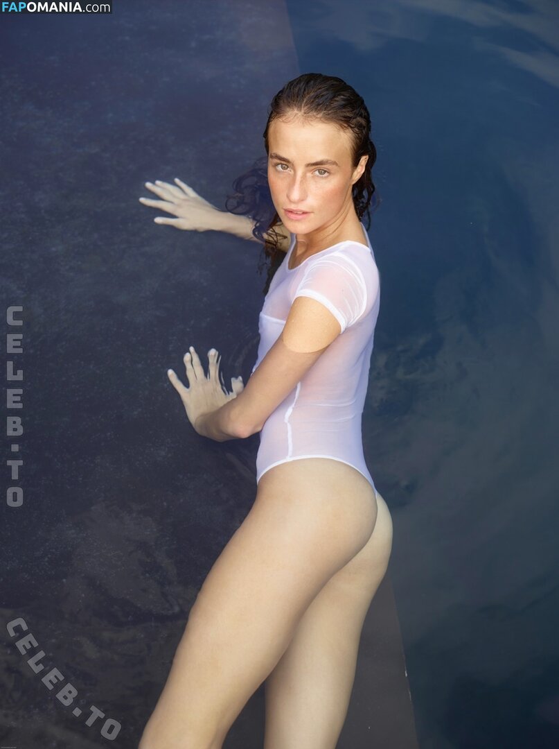 Helena Hall / hellehall Nahý OnlyFans  Uniklá fotka #22