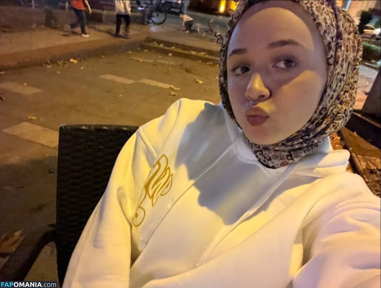 Hijab Off Girls / Hijab On Nahý OnlyFans  Uniklá fotka #22