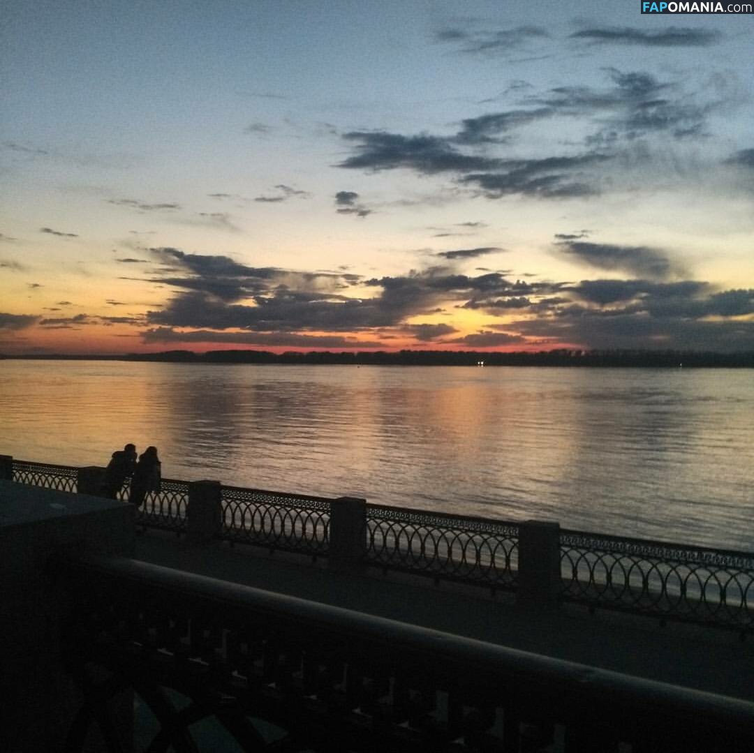 Holly Garner / Inna Khoruzh / InnaKhoruzh / Ivanna Ershova / RealHollyGarner / holly.garner Nahý OnlyFans  Uniklá fotka #132