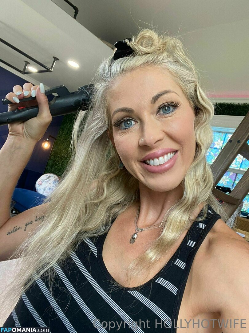 HollyHotwife / hollyhotwifejones Nahý OnlyFans  Uniklá fotka #44