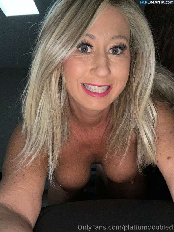 HotMom / bluegrasspeach Nahý OnlyFans  Uniklá fotka #1