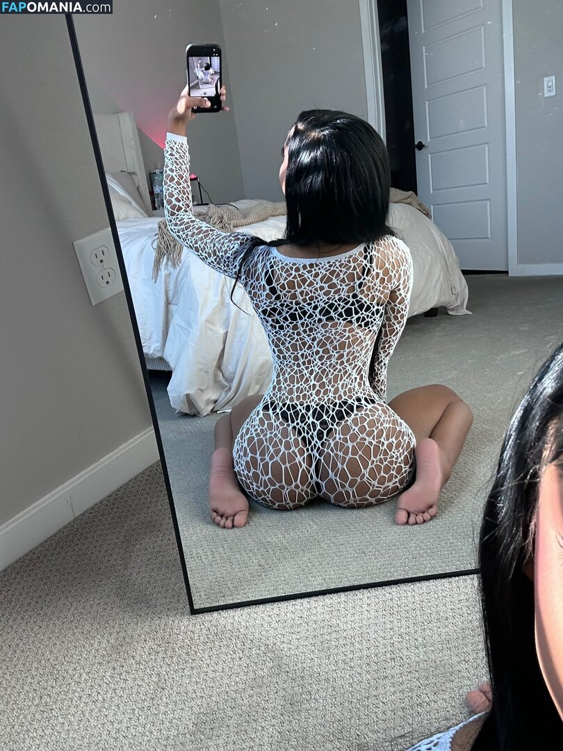 hotsexyteen2003 / ticarti / ticartii Nahý OnlyFans  Uniklá fotka #2