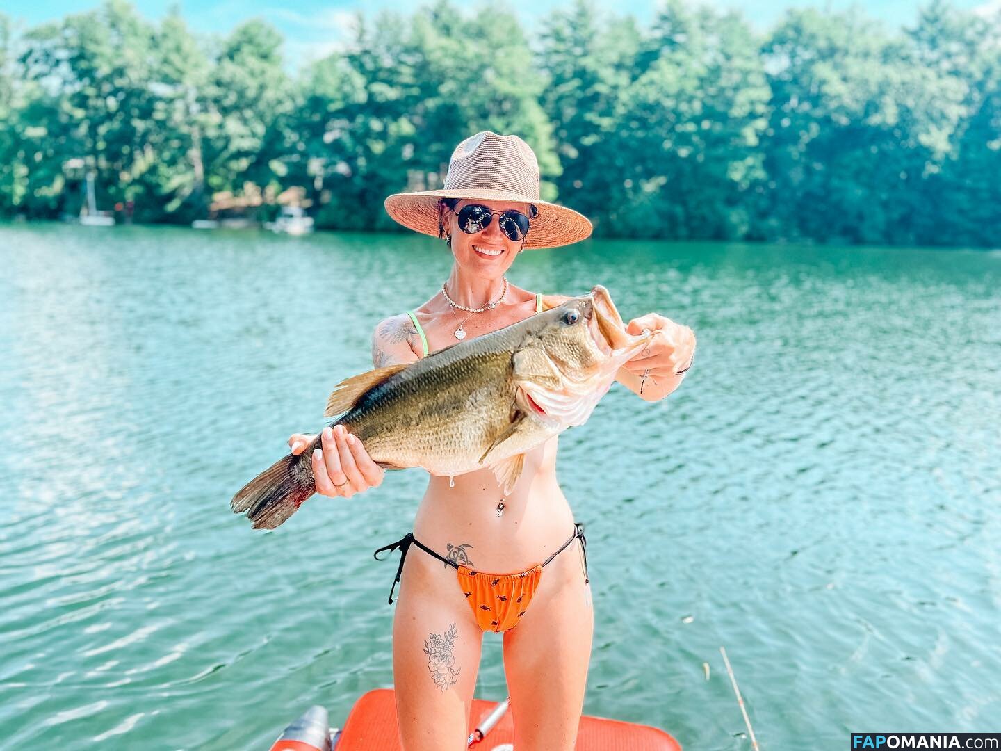 Hottest Fishing / Hunting girls / hotfishingbabes Nahý OnlyFans  Uniklá fotka #17
