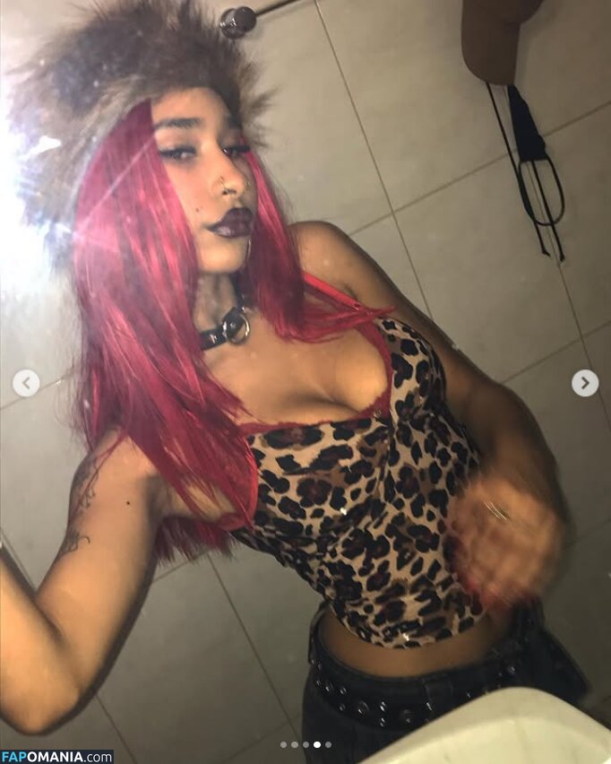 Httvitoria Nahý OnlyFans  Uniklá fotka #3