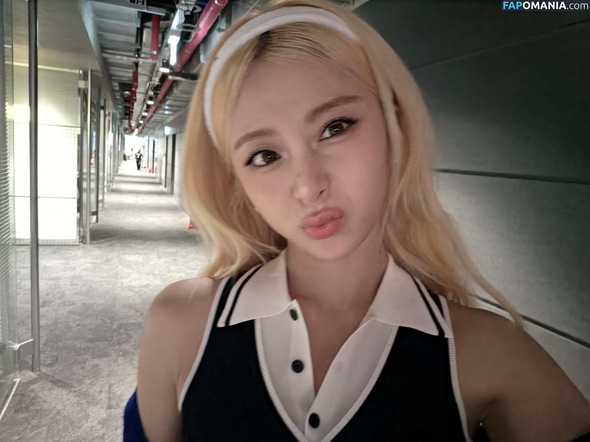 Huh Yunjin 허윤진 / LESSERAFIM / jenaissante Nahý OnlyFans  Uniklá fotka #4
