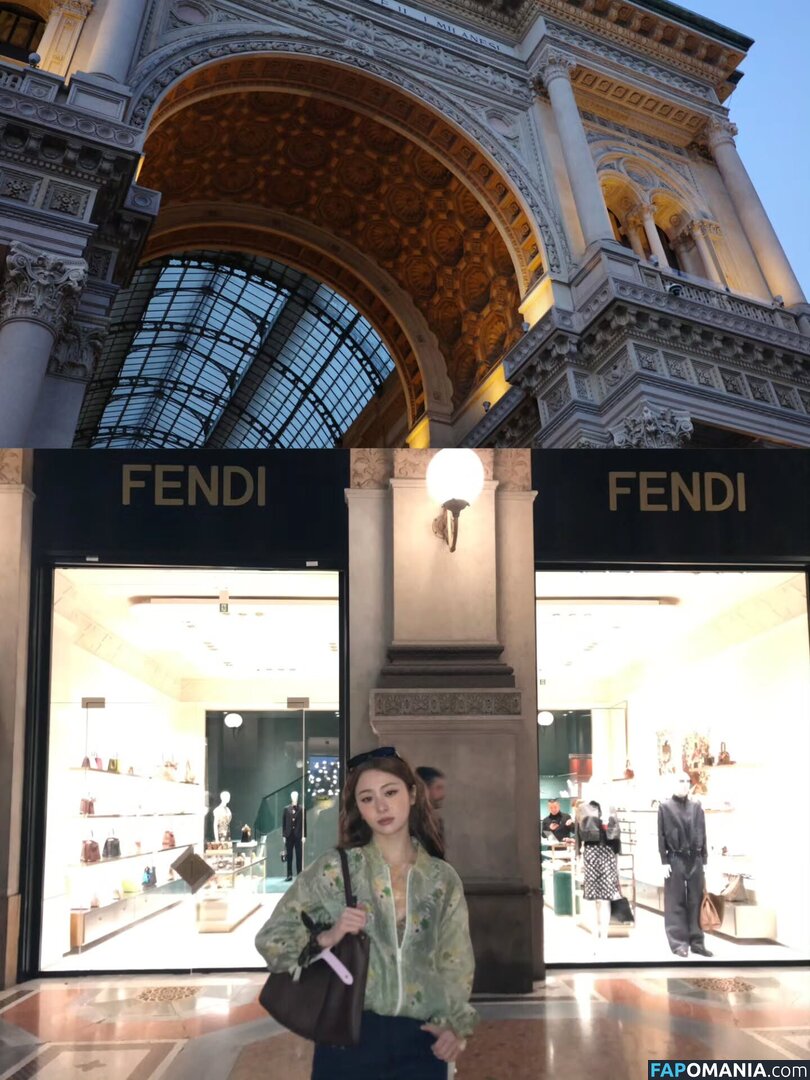 Huh Yunjin 허윤진 / LESSERAFIM / yunjin_lesserafims Nahý OnlyFans  Uniklá fotka #21
