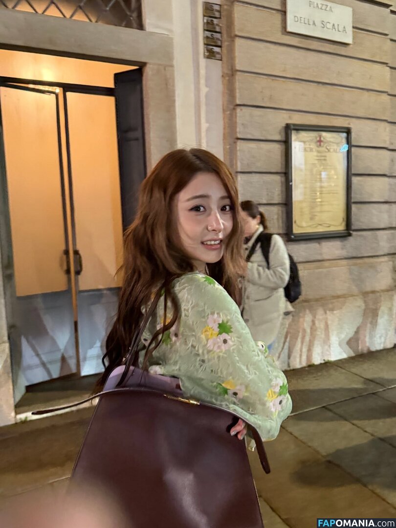 Huh Yunjin 허윤진 / LESSERAFIM / yunjin_lesserafims Nahý OnlyFans  Uniklá fotka #24