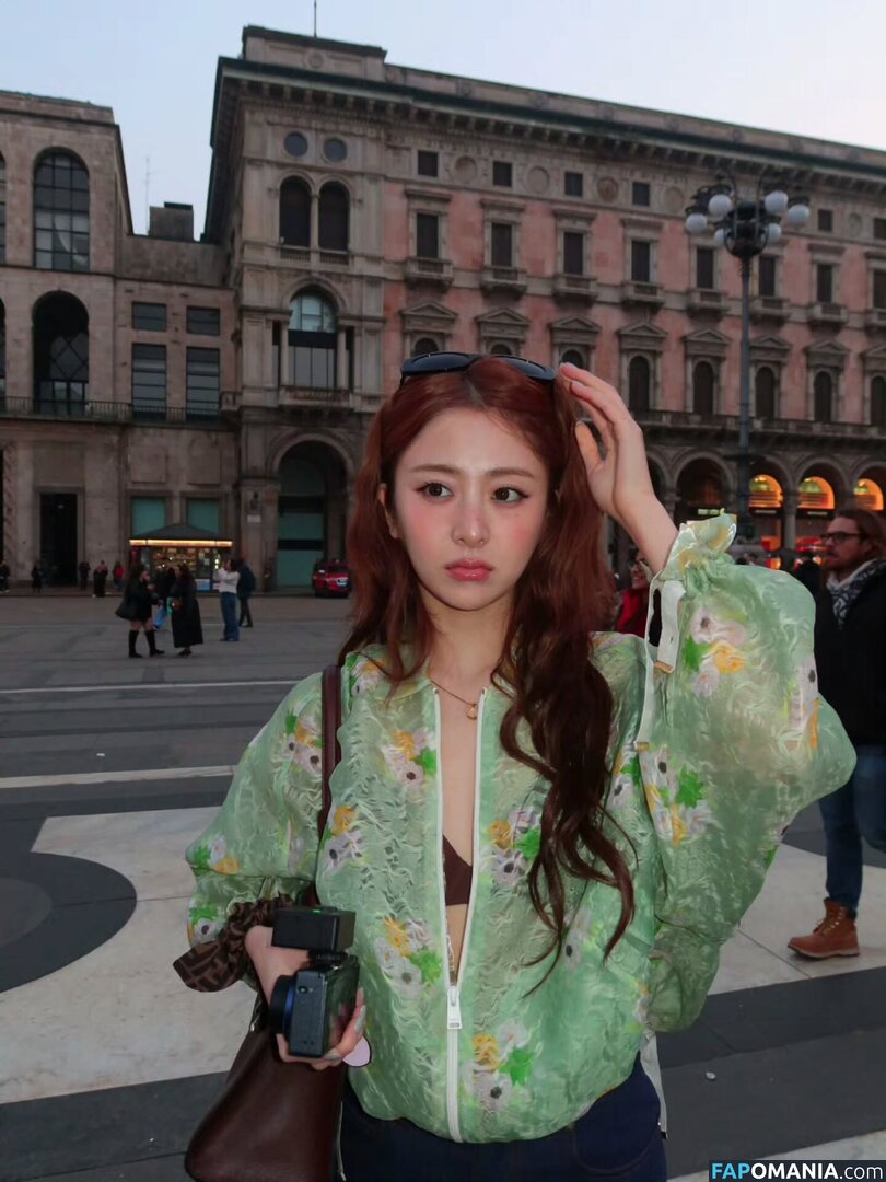 Huh Yunjin 허윤진 / LESSERAFIM / yunjin_lesserafims Nahý OnlyFans  Uniklá fotka #26