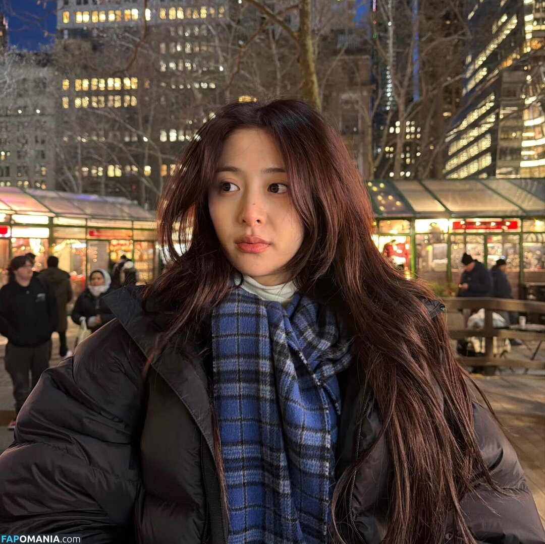 Huh Yunjin 허윤진 / LESSERAFIM / yunjin_lesserafims Nahý OnlyFans  Uniklá fotka #47