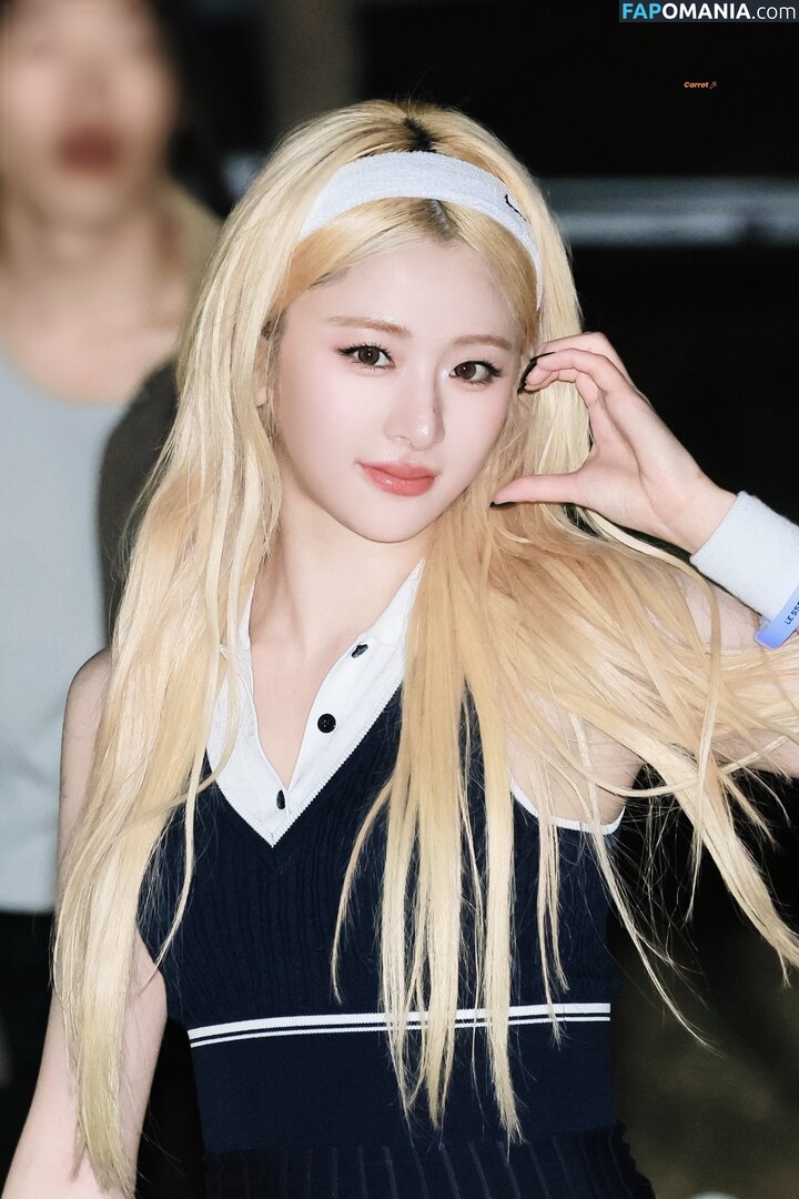 Huh Yunjin 허윤진 / LESSERAFIM / jenaissante Nahý OnlyFans  Uniklá fotka #103