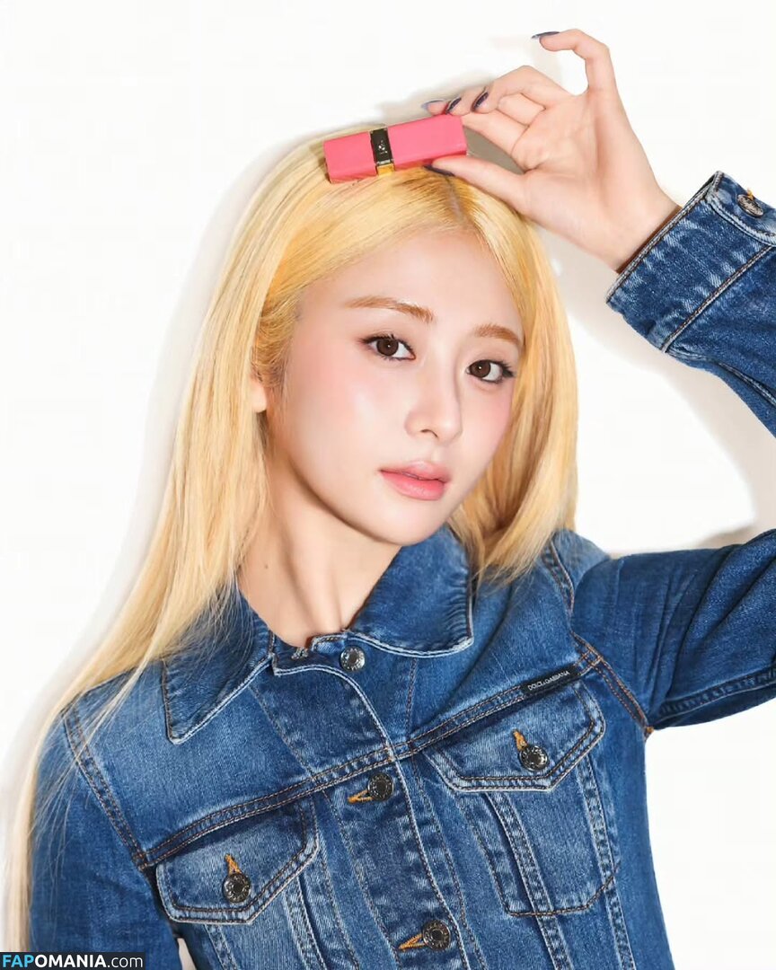 Huh Yunjin 허윤진 / LESSERAFIM / jenaissante Nahý OnlyFans  Uniklá fotka #118