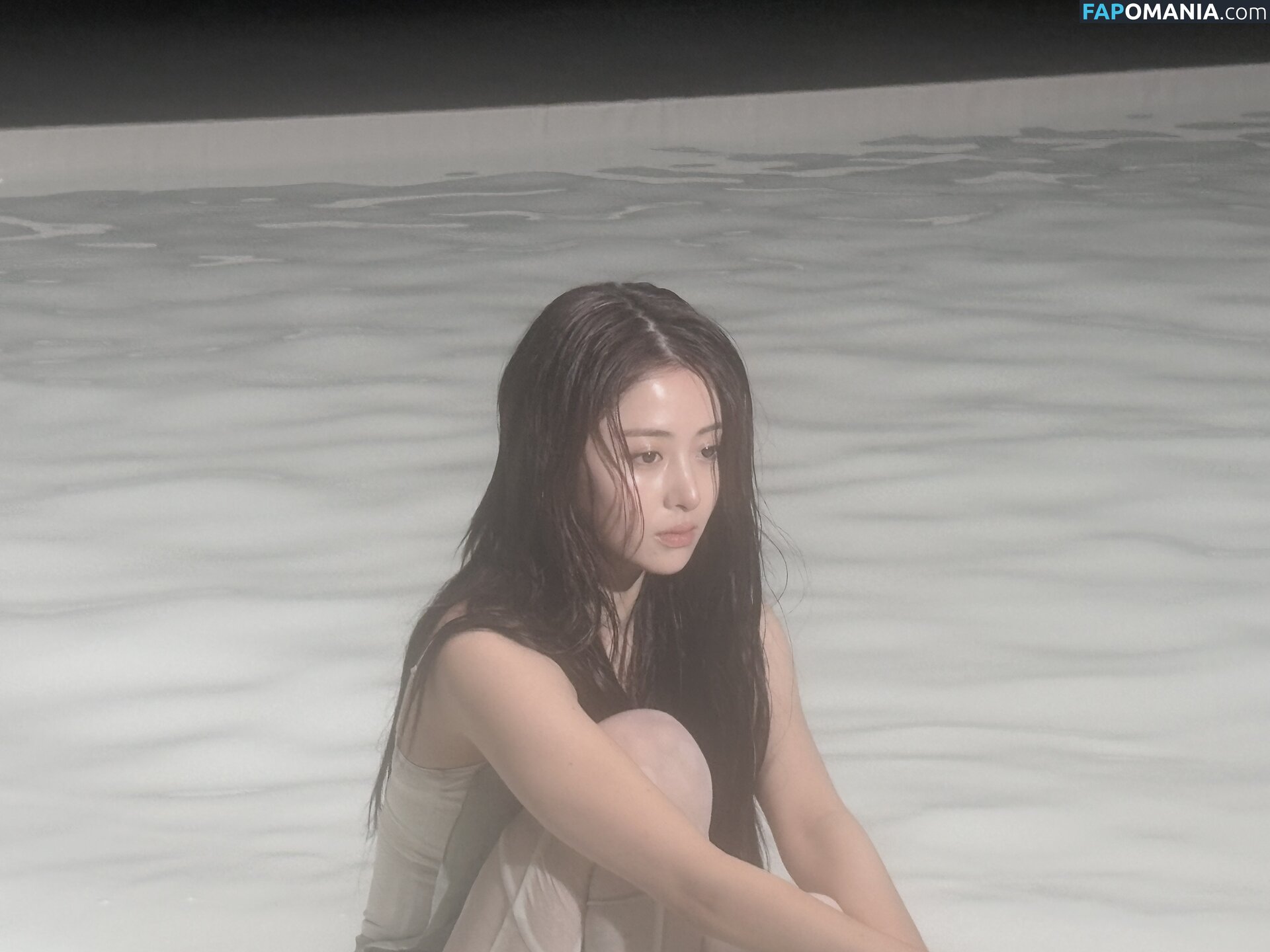 Huh Yunjin 허윤진 / LESSERAFIM / jenaissante Nahý OnlyFans  Uniklá fotka #126