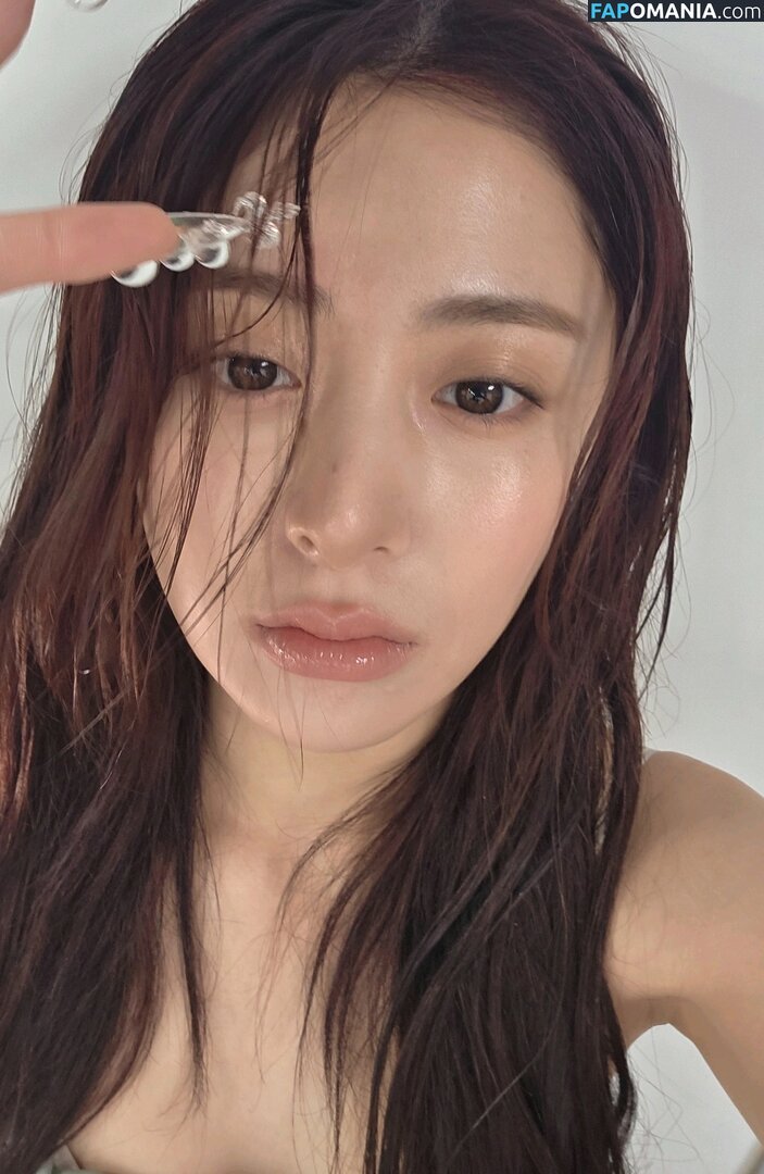 Huh Yunjin 허윤진 / LESSERAFIM / jenaissante Nahý OnlyFans  Uniklá fotka #128
