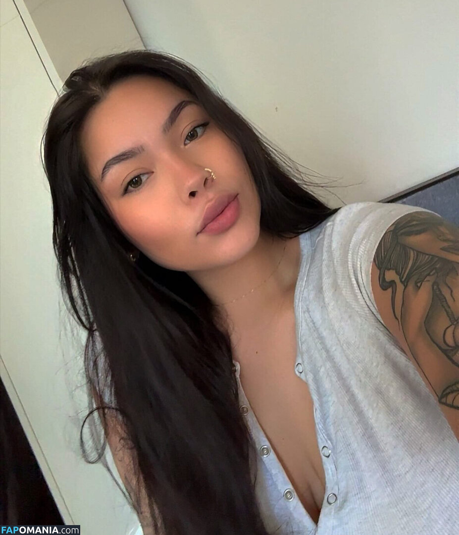 Hvvrmonyy / https: Nahý OnlyFans  Uniklá fotka #3