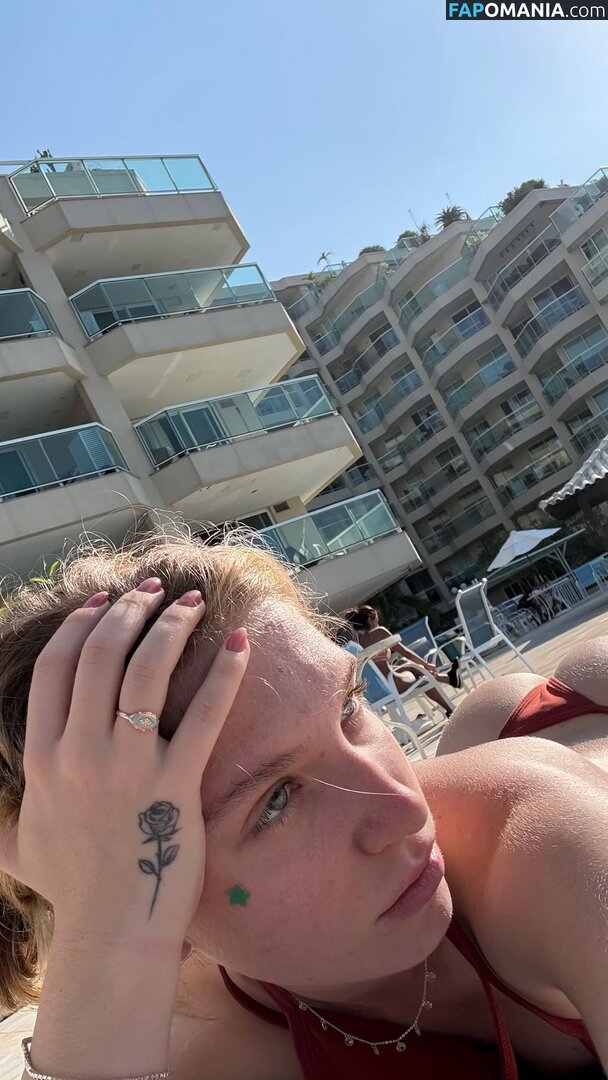 iamcarlavoicu / onlyfans Nahý OnlyFans  Uniklá fotka #5