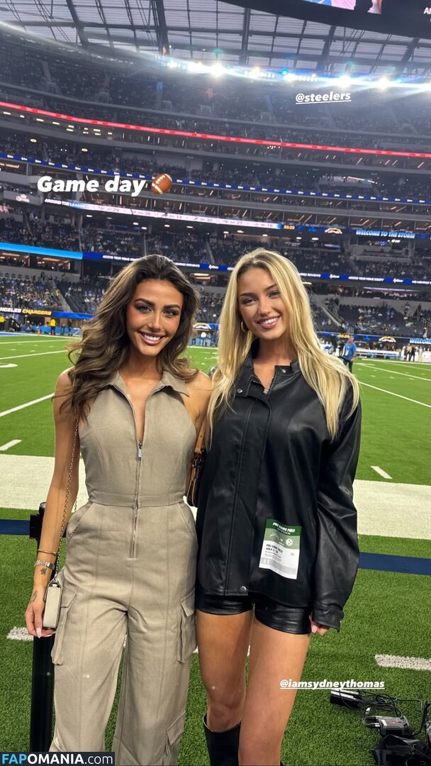 Sydney Thomas / _ssydneythomas / iamsydneythomas Nahý OnlyFans  Uniklá fotka #33