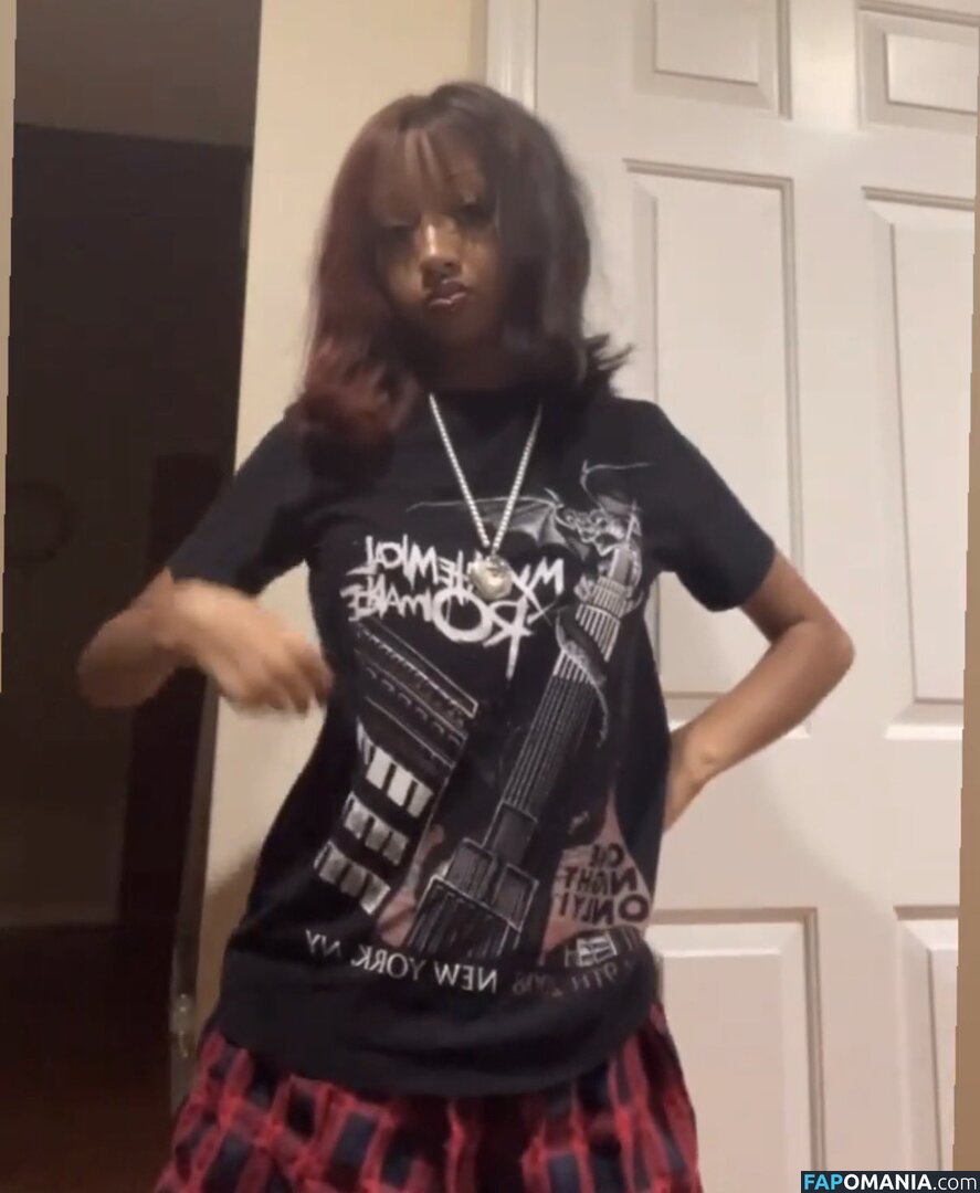 https: / ickysisterr / revoltingsister Nahý OnlyFans  Uniklá fotka #7