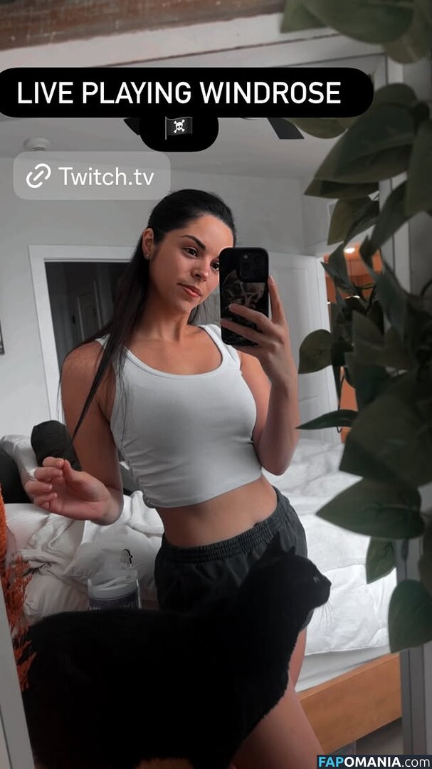Aims / imamethystt Nahý OnlyFans  Uniklá fotka #1