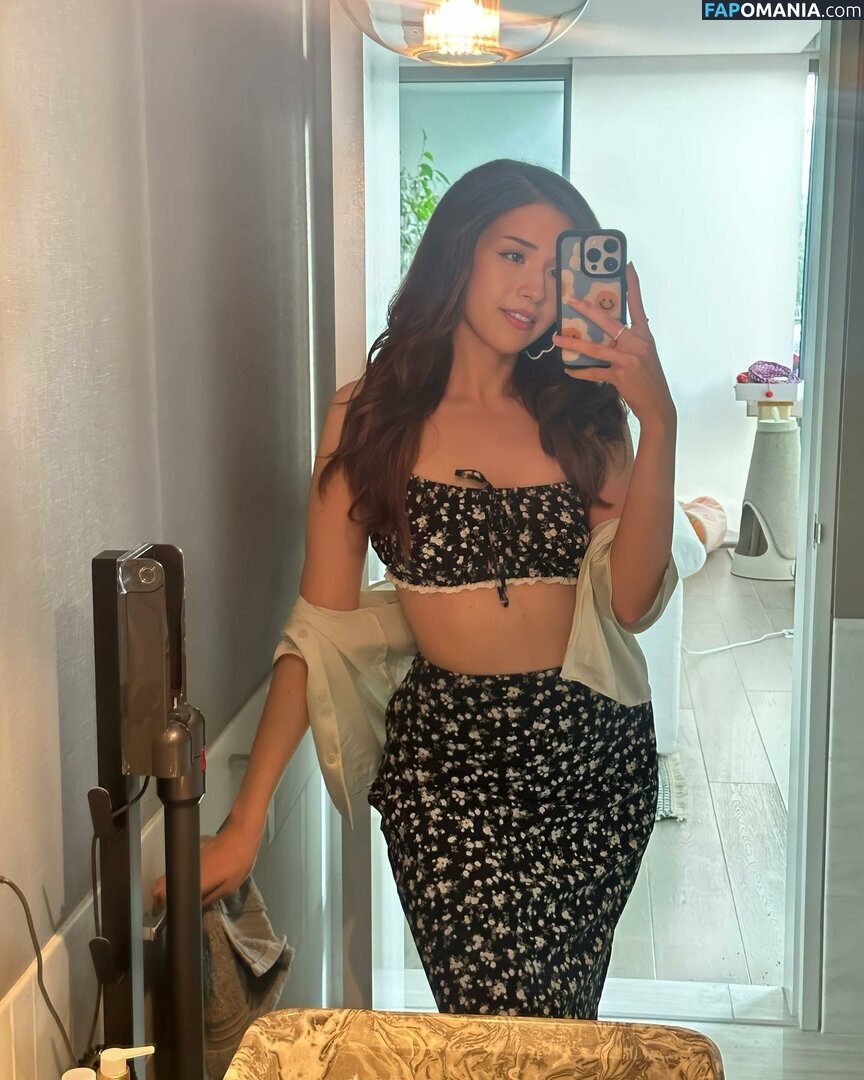 imane / imane... / pokimane Nahý OnlyFans  Uniklá fotka #7