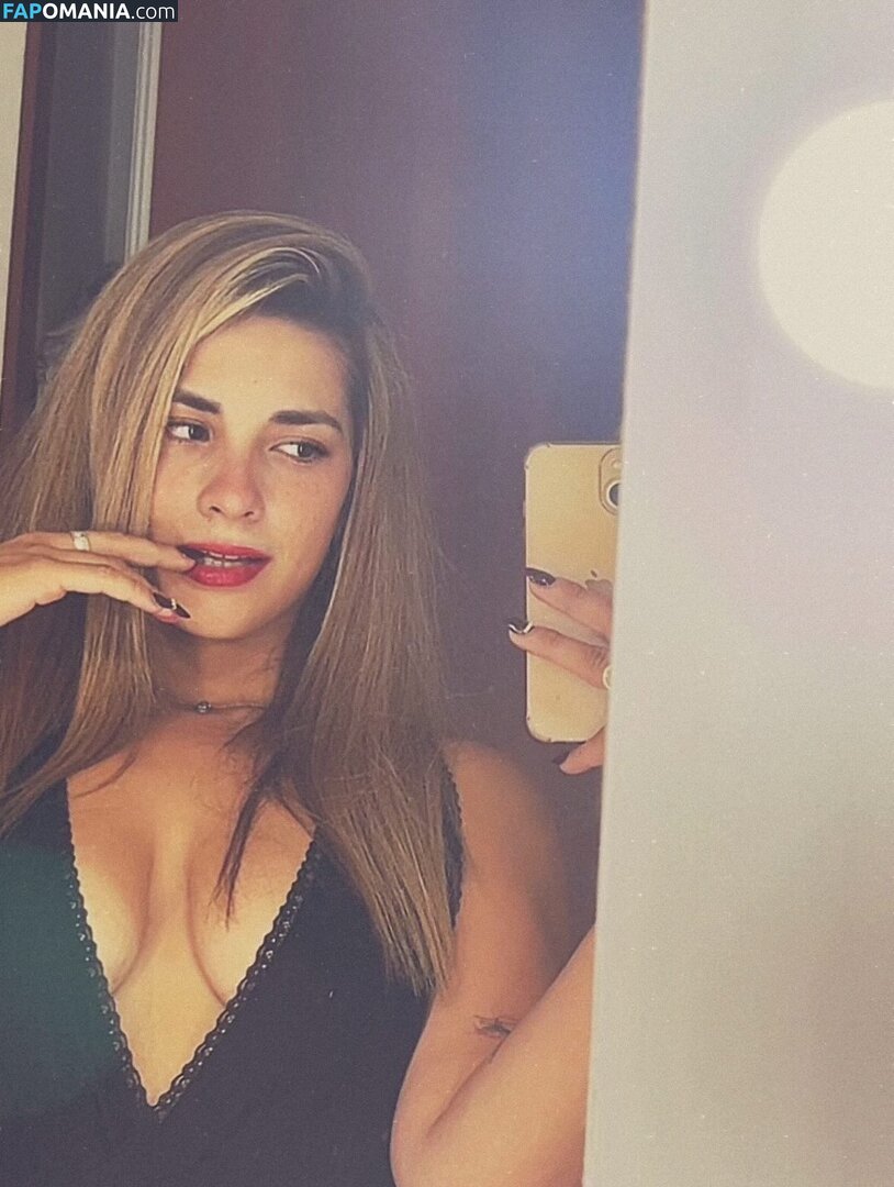In And Out Uniform Nahý OnlyFans  Uniklá fotka #24