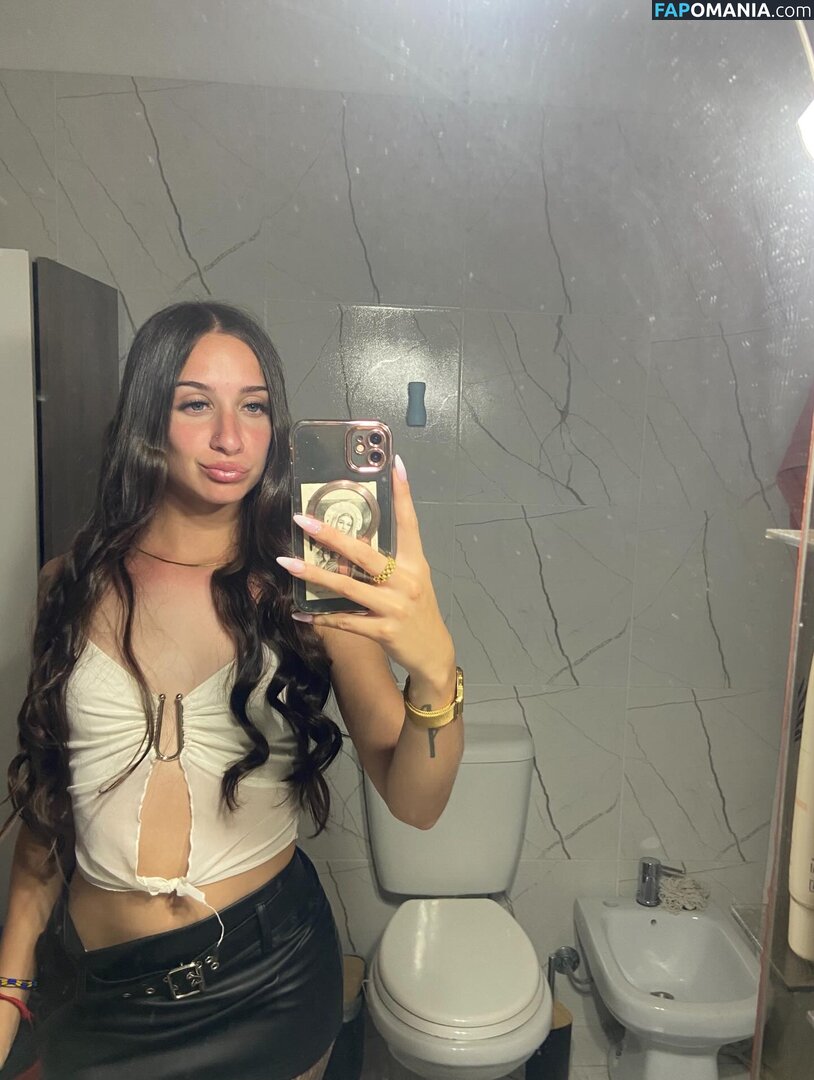 In And Out Uniform Nahý OnlyFans  Uniklá fotka #57