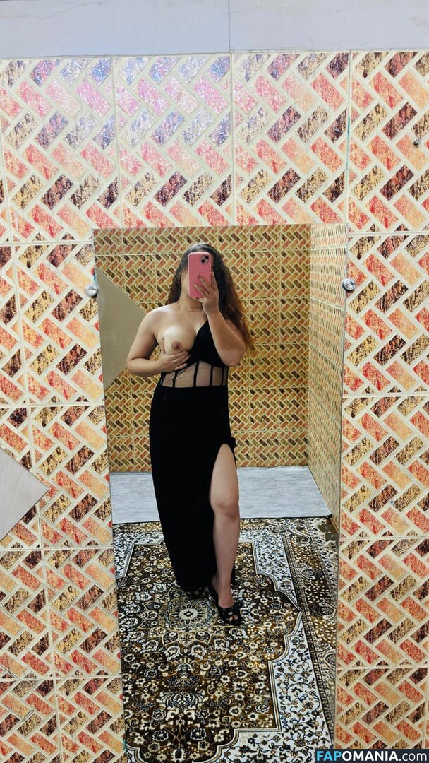 Indian Naughty Stuff / https: / justnaughtystuf / urvashi_apsaraa Nahý OnlyFans  Uniklá fotka #2