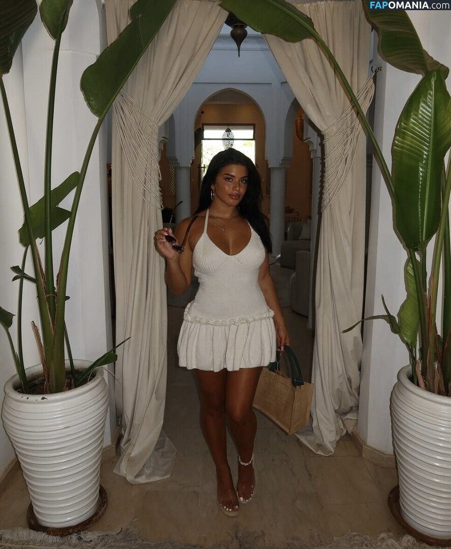 Ines Sberro / ines.sberro Nahý OnlyFans  Uniklá fotka #7