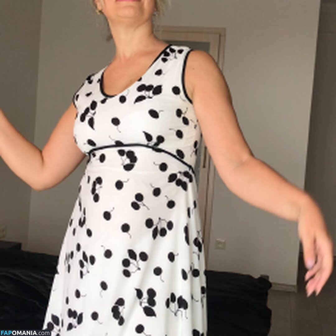 Astrid Heinz / Gabriela Koravora / Ingrid Lykke / Veronika Růže / astrid.heinz / ingridlykke Nahý OnlyFans  Uniklá fotka #1