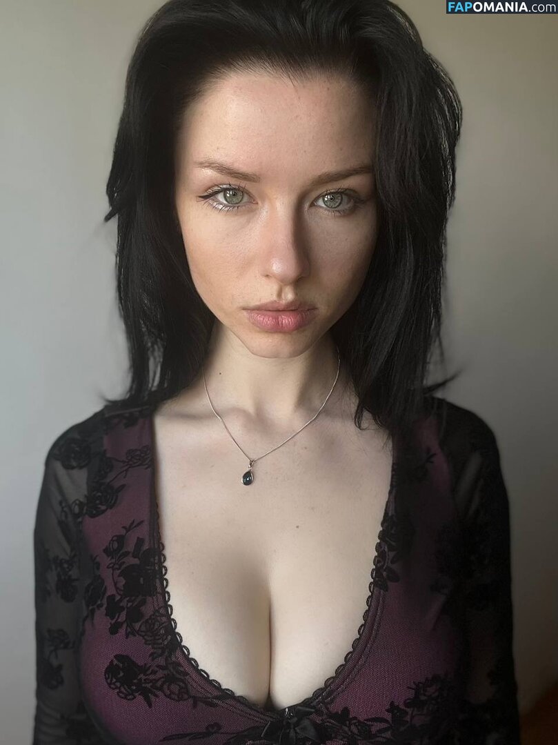 Anna / Innervus Nahý OnlyFans  Uniklá fotka #58