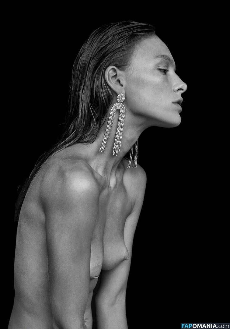 Irina Kovaleva / IrinaKovalev / https: / kovallevvva Nahý OnlyFans  Uniklá fotka #7