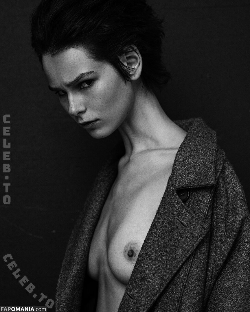 AmberQ / Irina Telicheva / Tasha / https: / irina_tlch Nahý OnlyFans  Uniklá fotka #293