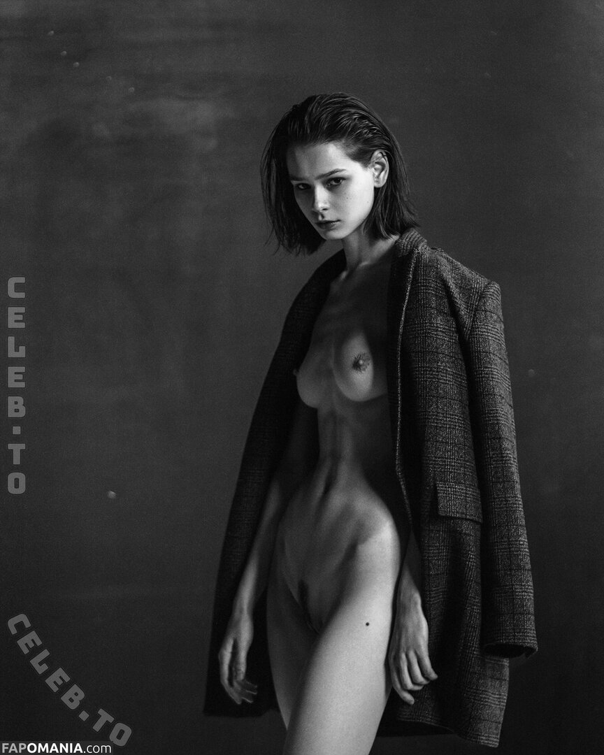 AmberQ / Irina Telicheva / Tasha / https: / irina_tlch Nahý OnlyFans  Uniklá fotka #302