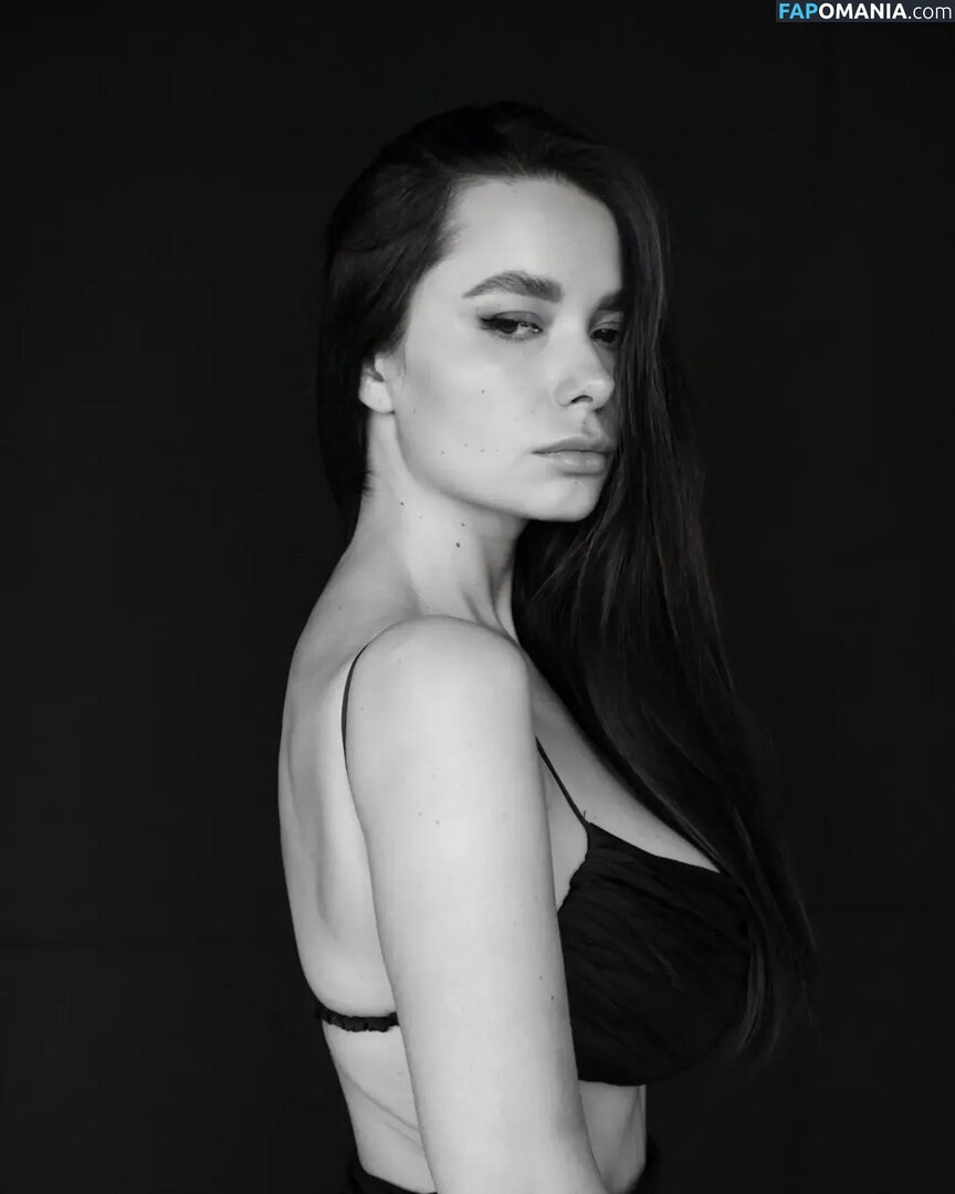 Irina Verina / irinassolo Nahý OnlyFans  Uniklá fotka #6