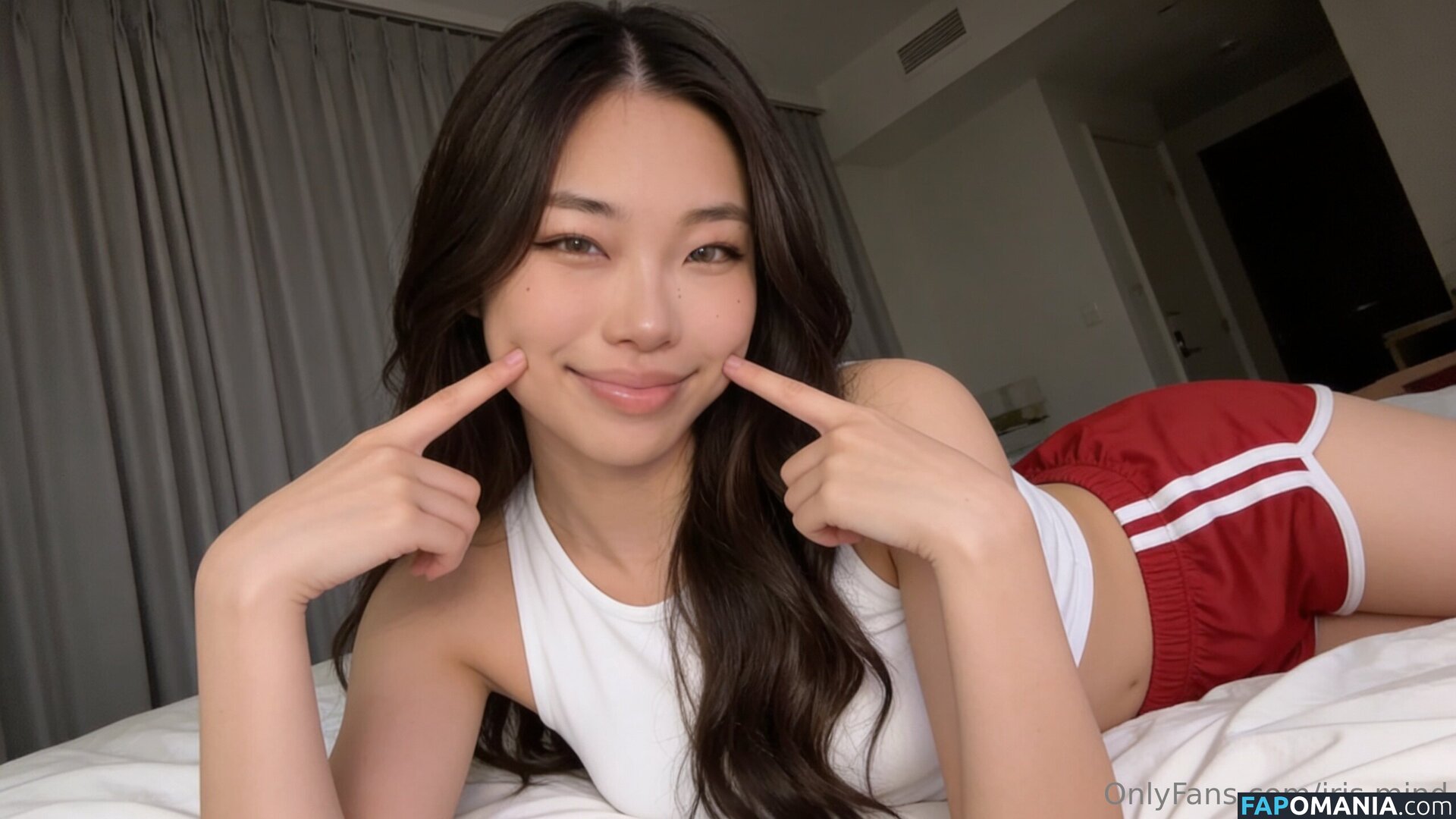 iris.mind / irismindmedia Nahý OnlyFans  Uniklá fotka #1