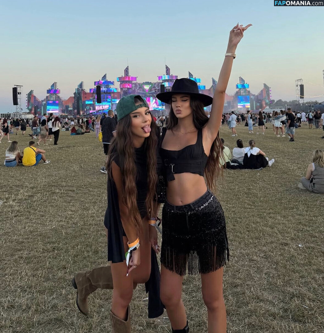 Carla_anghel_ / Isabel_anghel Nahý OnlyFans  Uniklá fotka #20