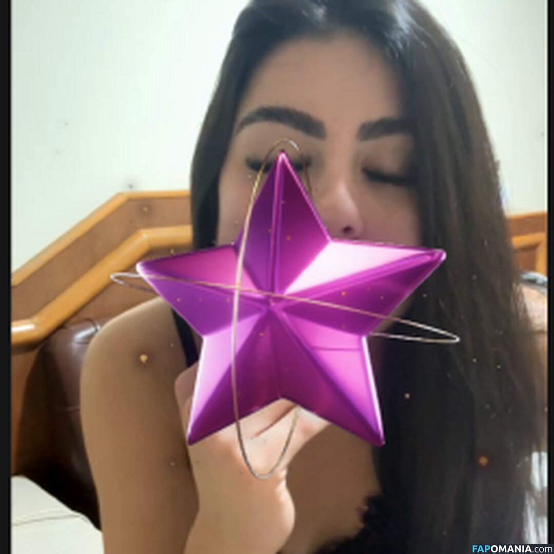 Isabela Vieira / vieira_isaaah Nahý OnlyFans  Uniklá fotka #2