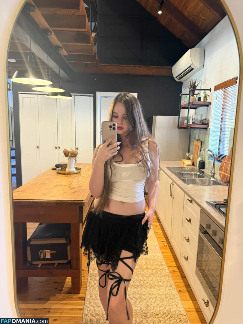 Isabella Ardley / isabella.110022 Nahý OnlyFans  Uniklá fotka #25
