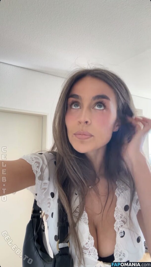 Isallieh Nahý OnlyFans  Uniklá fotka #1